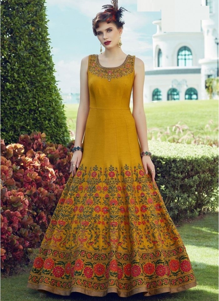 Details 197+ banglori silk gown latest