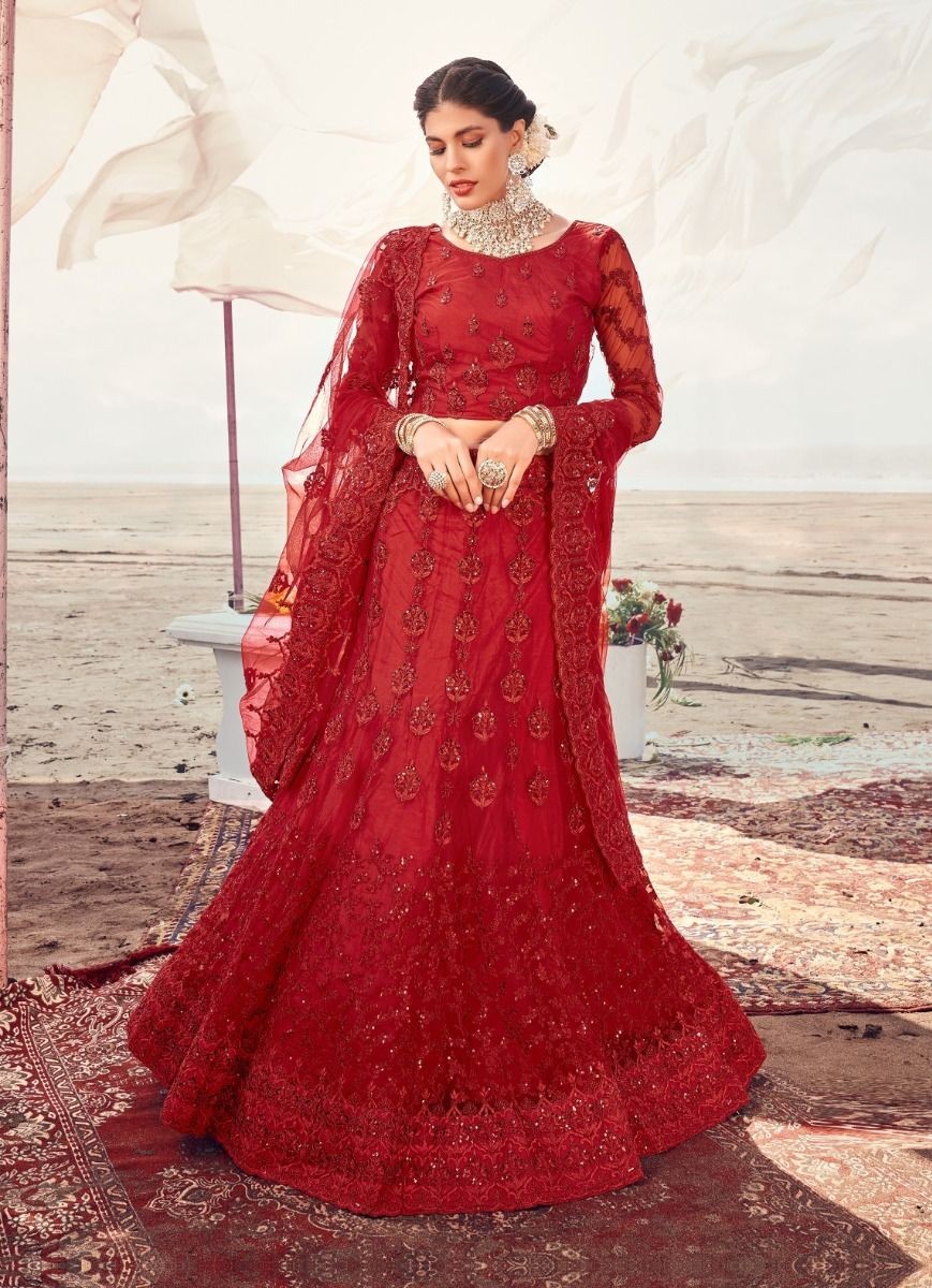 21+ Simple & Elegant Lehenga Options for the Sister of the Bride/Groom |  ShaadiSaga | Indian gowns dresses, Designer party wear dresses, Stylish  dresses